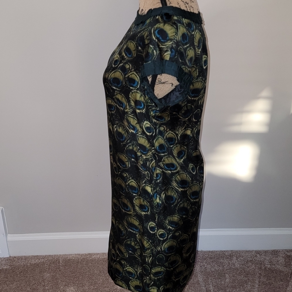 Milly Green/ Blue/ Multi Color Peacock Print Silk Shift - Picture 2 of 5